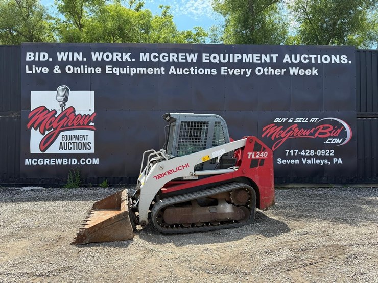 takeuchi-tl240-image-1