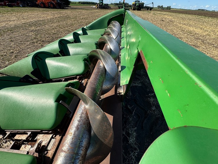 john-deere-612c-image-22