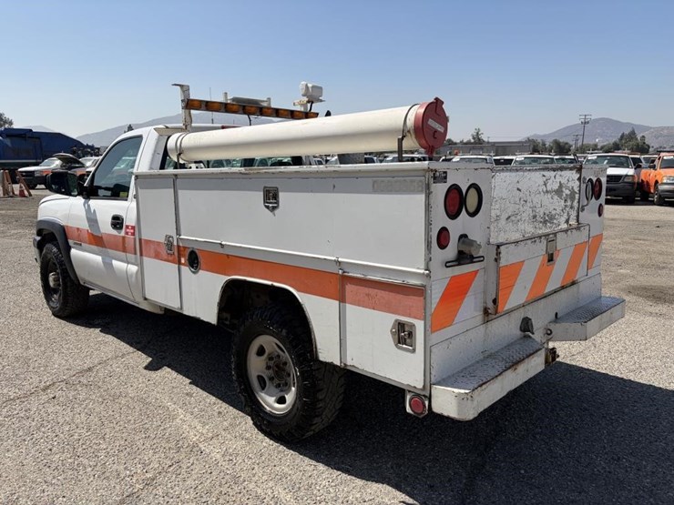 2003-chevrolet-2500-image-4
