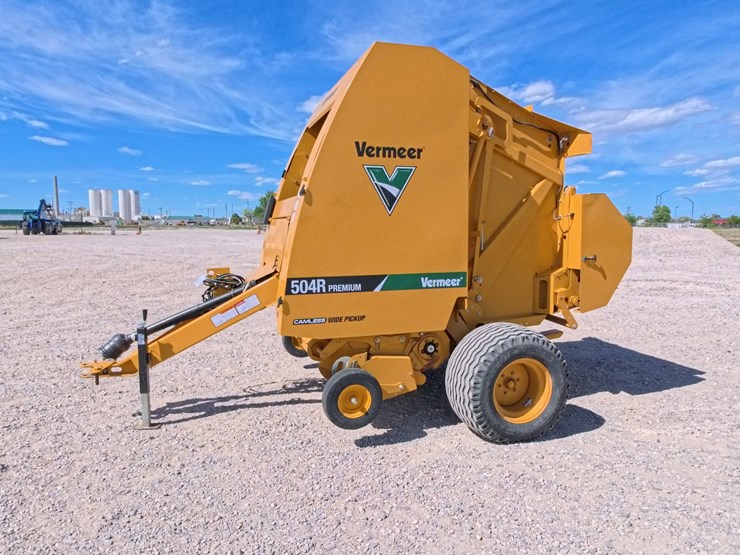 2019-vermeer-504r-premium-image-55