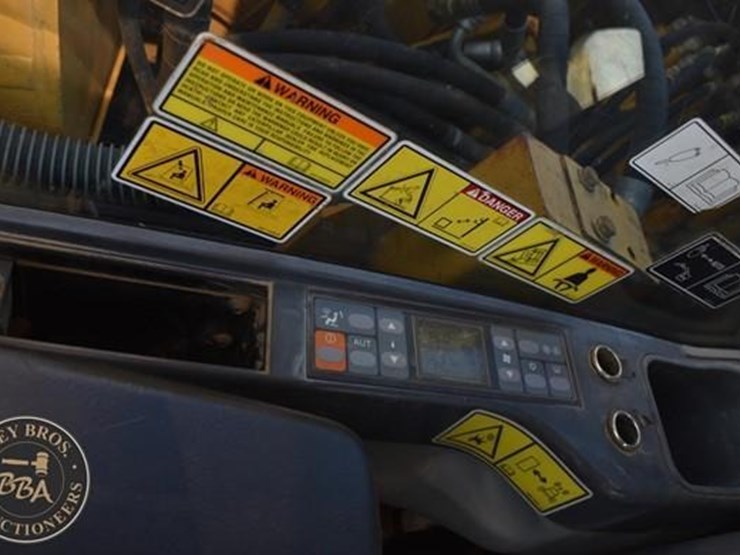 2011-caterpillar-312d-image-50