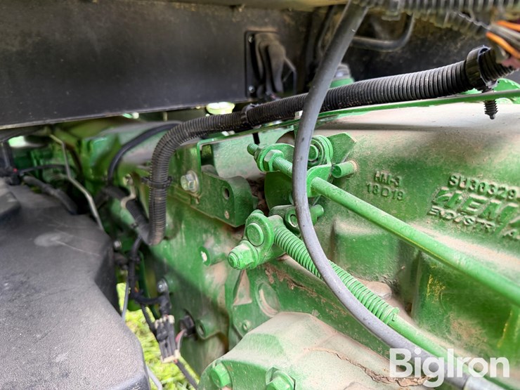 2019-john-deere-5100e-image-17