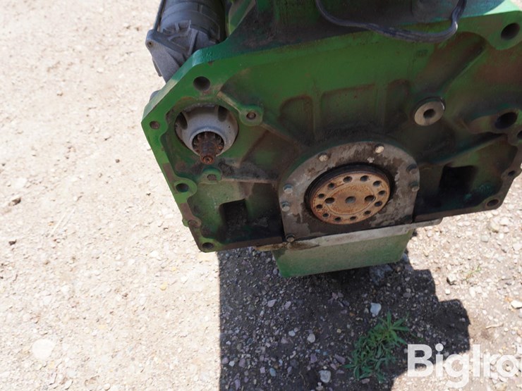 john-deere-135-image-13