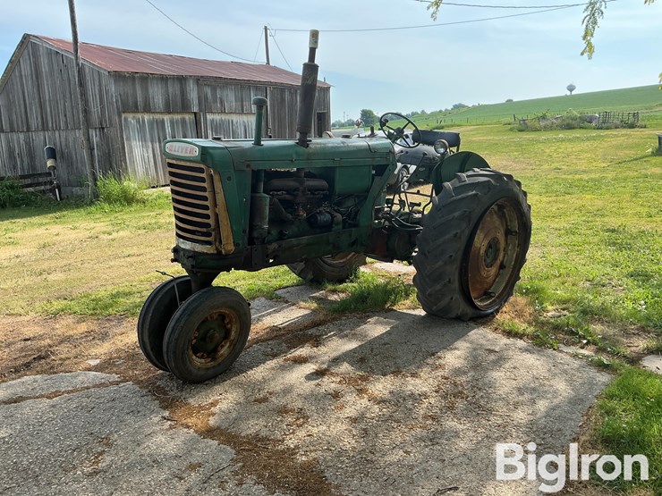 1961-oliver-880-image-1