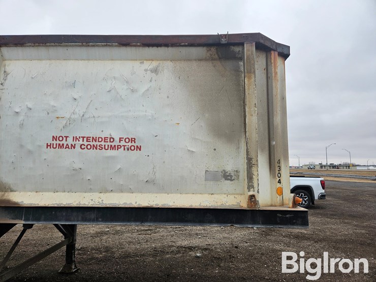 2004-assembled-t/a-end-dump-trailer-image-16