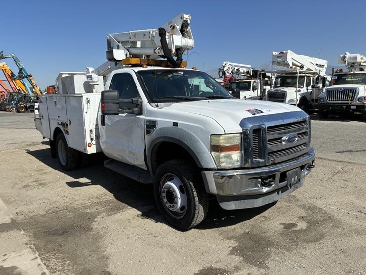 2008-ford-f550-xlt-image-2