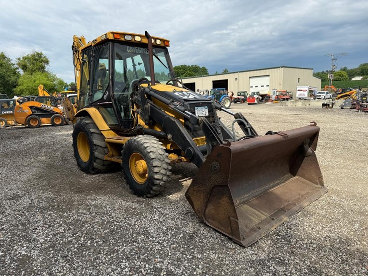 caterpillar-420d-image-6