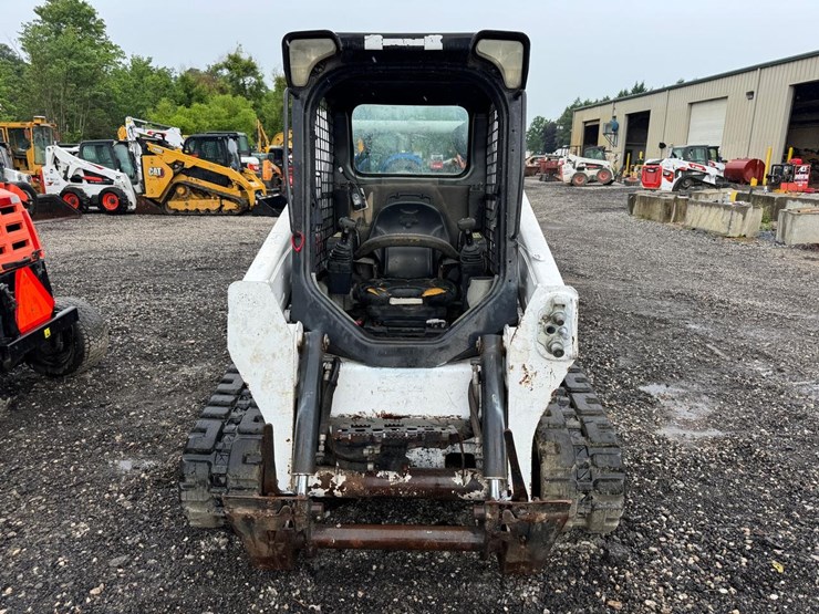 2015-bobcat-t590-image-8