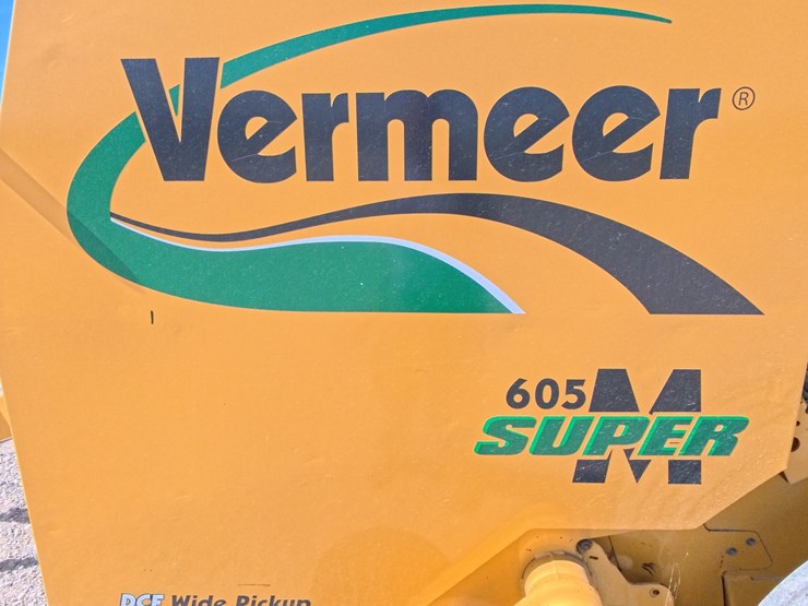 2010-vermeer-605-image-23
