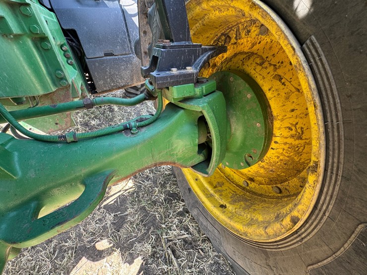 2019-john-deere-8295r-image-35
