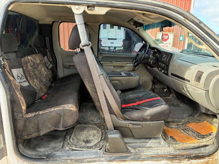 2012-gmc-sierra-2500hd-image-8