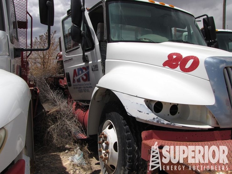 2005-international-durastar-4300-image-4