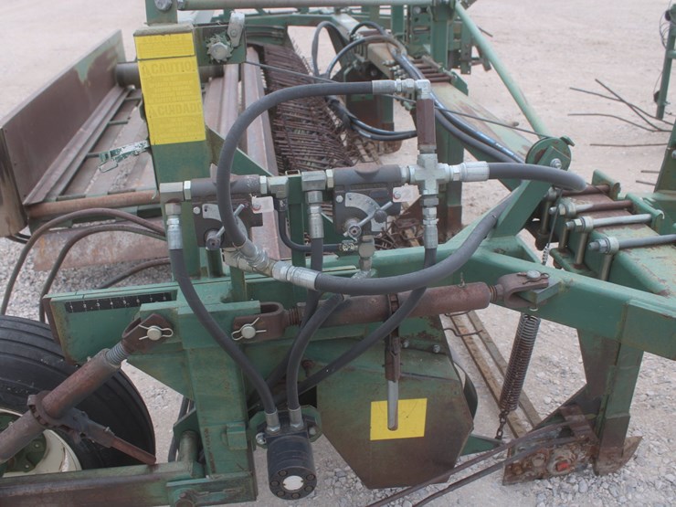 #1020-•-1996-pickett-6r30a-one-step-bean-cutter-image-50