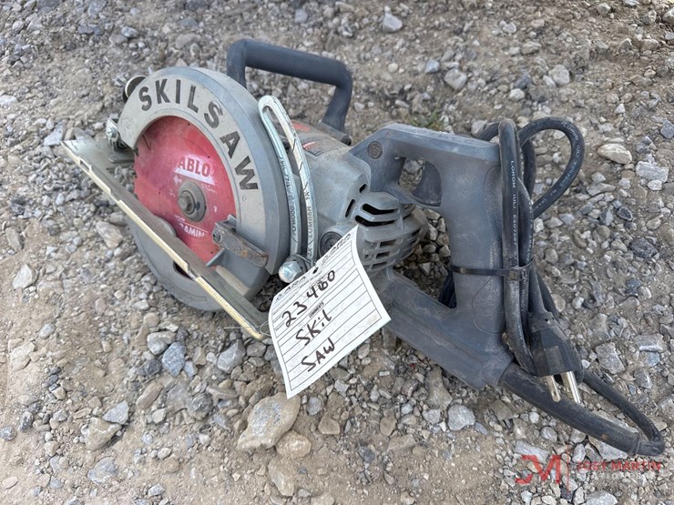 skilsaw-spt77w-7-1/4"-circular-saw-image-2