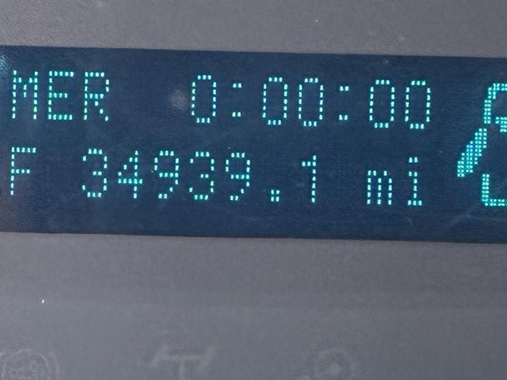 2011-ford-f550-image-21