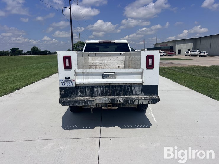 2020-chevrolet-silverado-3500-image-6