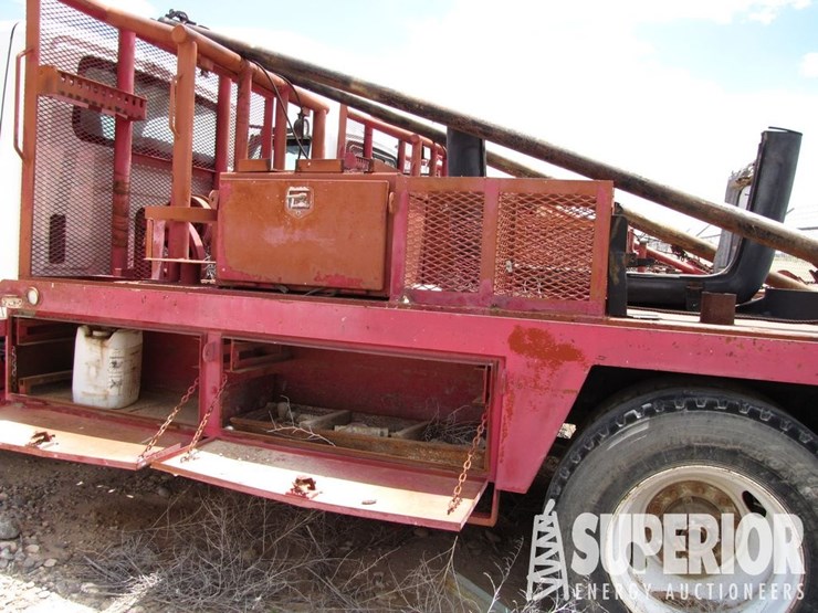 2003-international-durastar-4300-image-3