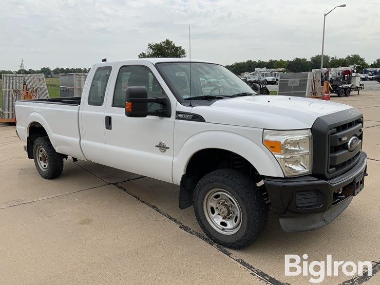 2013-ford-f350-xl-image-3