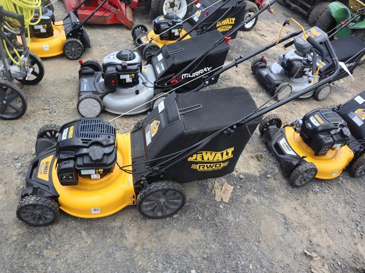 dewalt-push-mower-image-4