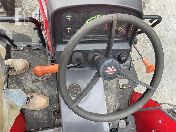 2020-massey-ferguson-2605h-image-12