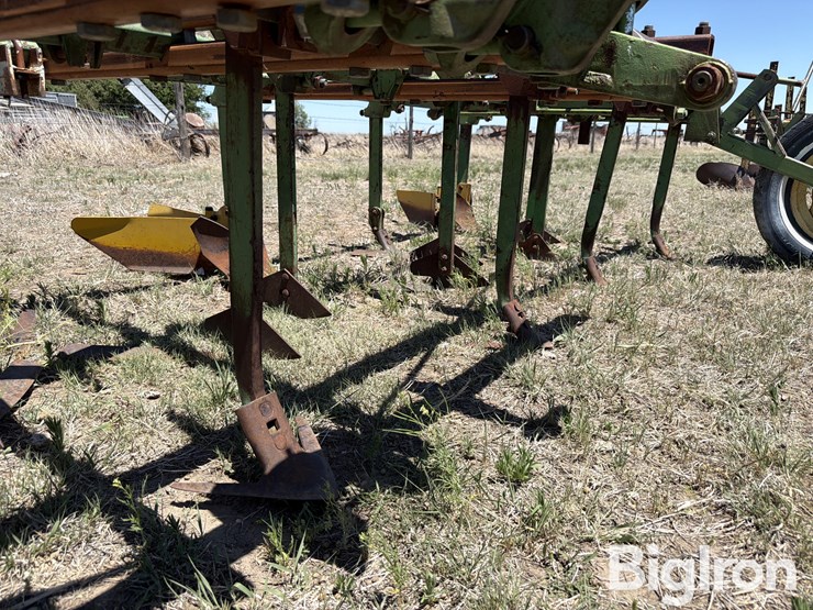 6r30"-cultivator-image-16