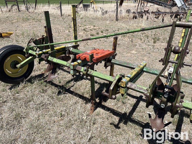 6r30"-ditcher-image-10