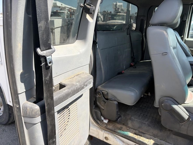 2012-ford-f250-image-12