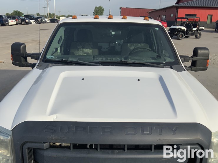 2015-ford-f550-xl-image-11