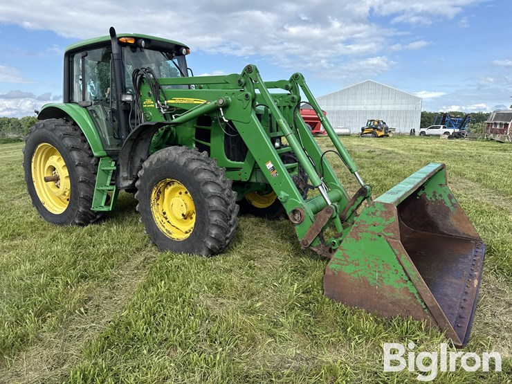 2010-john-deere-7330-image-3