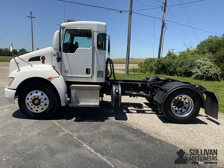 2017-kenworth-t370-image-8