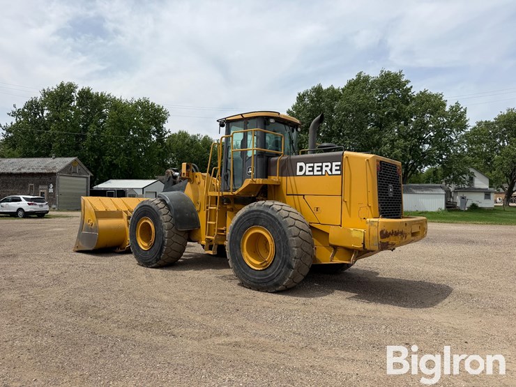 john-deere-744-image-7