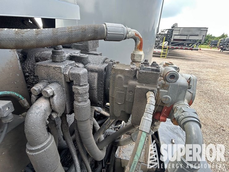2010-cummins-qsb6.7-image-7