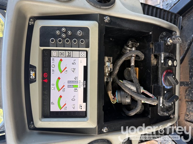 2019-caterpillar-d6n-lgp-image-10