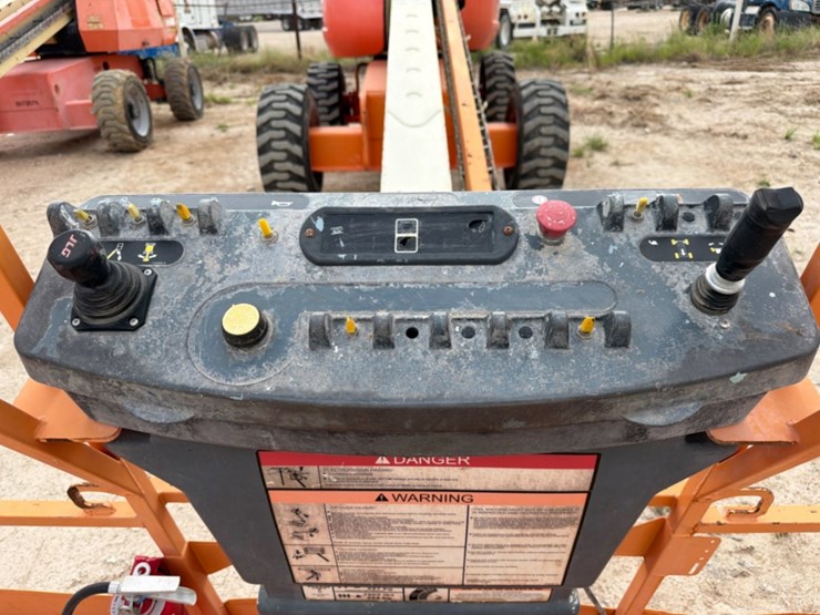 jlg-600s-image-3