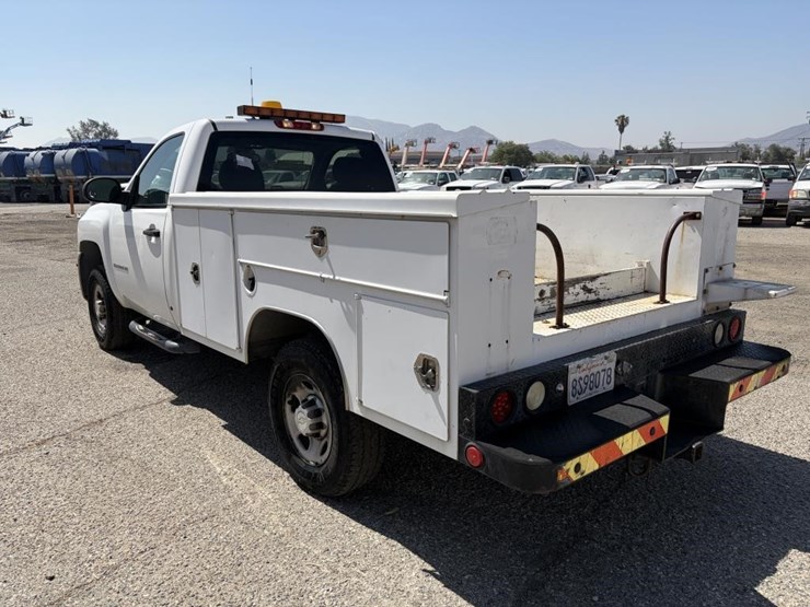 2008-chevrolet-2500-image-4