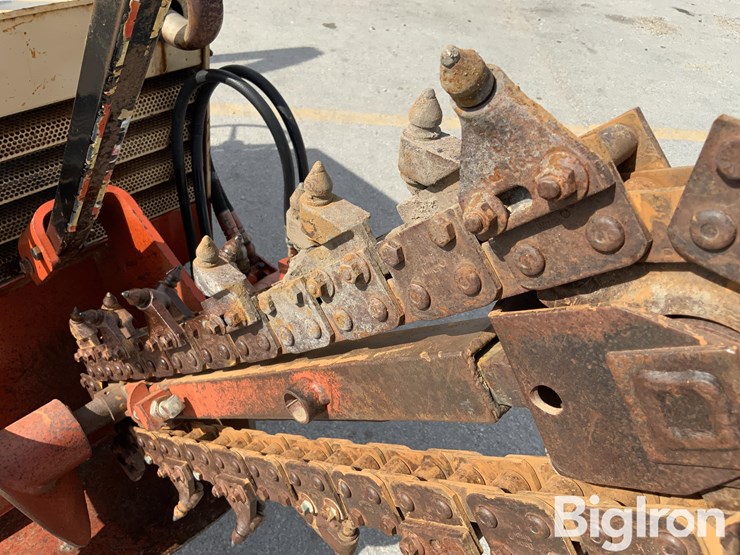 ditch-witch-350sxdd-image-16
