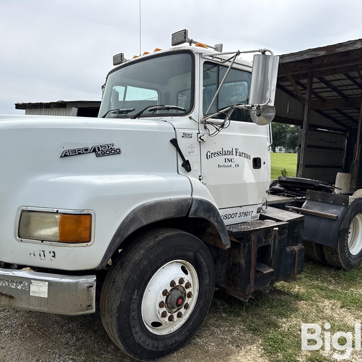 1995 FORD L9000