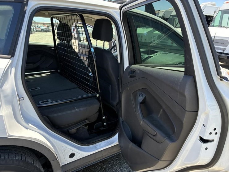 2016-ford-escape-image-13