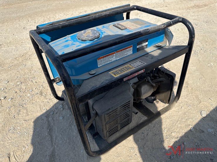 tsurumi-tpg4-3000hdx-portable-generator-image-2