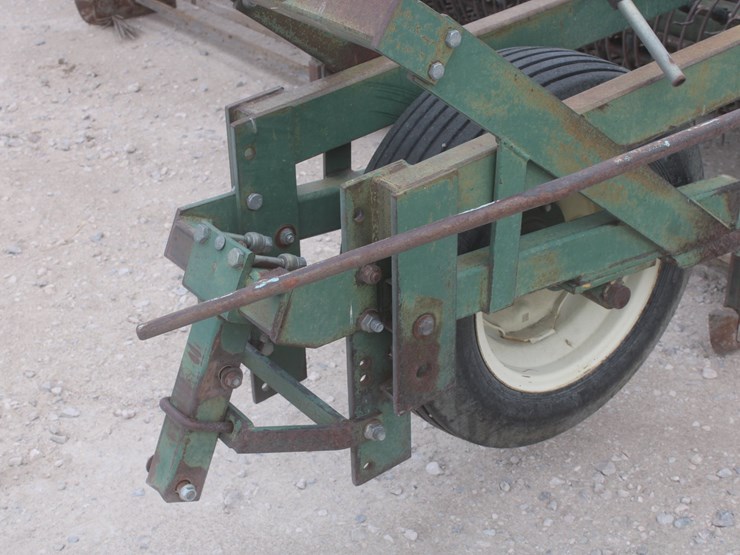 #1020-•-1996-pickett-6r30a-one-step-bean-cutter-image-33