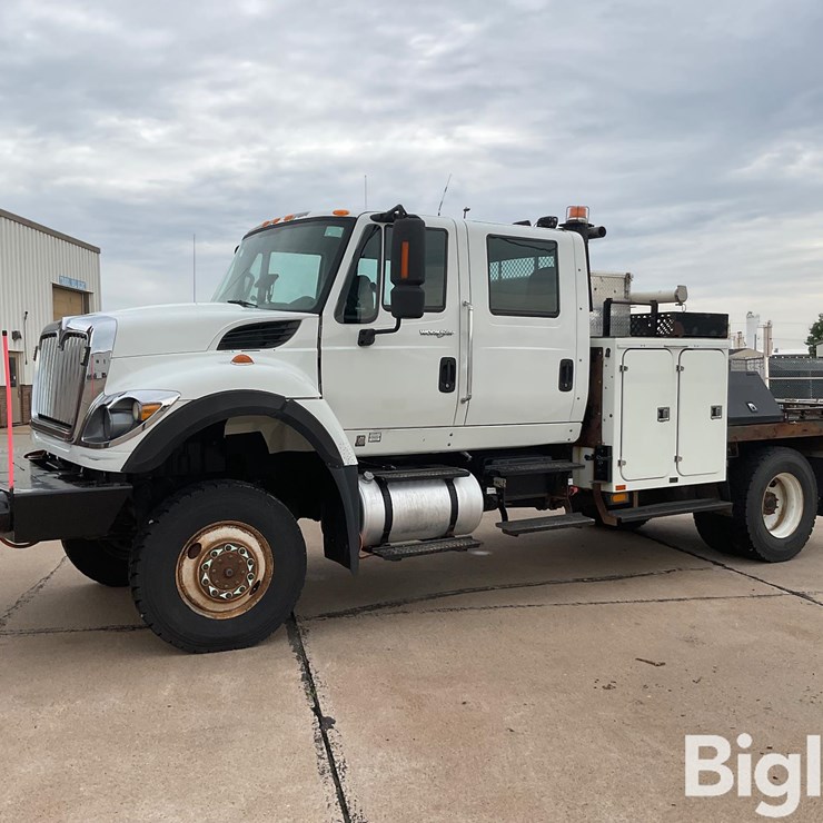 2014 INTERNATIONAL 7400