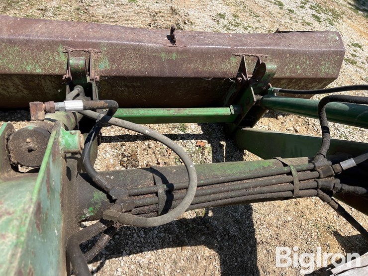 john-deere-158-image-18