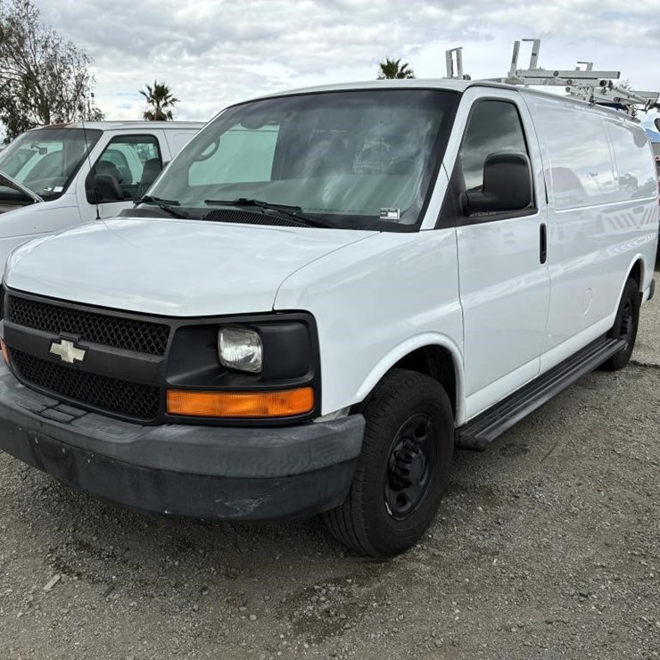 2008 CHEVROLET EXPRESS 3500