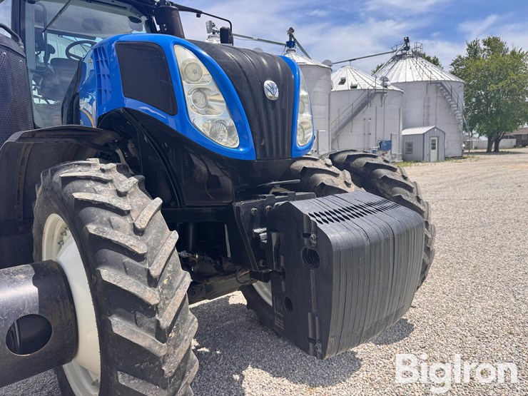 2015-new-holland-t8.410-image-11