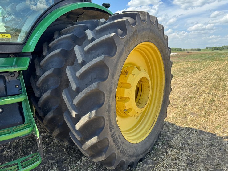 2019-john-deere-8295r-image-19