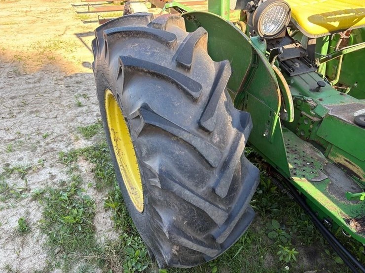 john-deere-2350-image-6