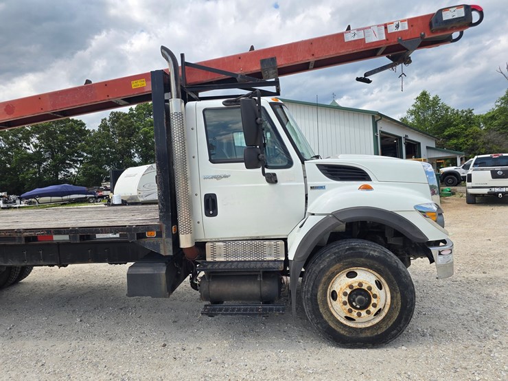 2015-international-workstar-7400-image-25