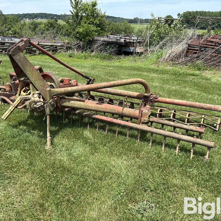 Vicon 71000 Power Harrow