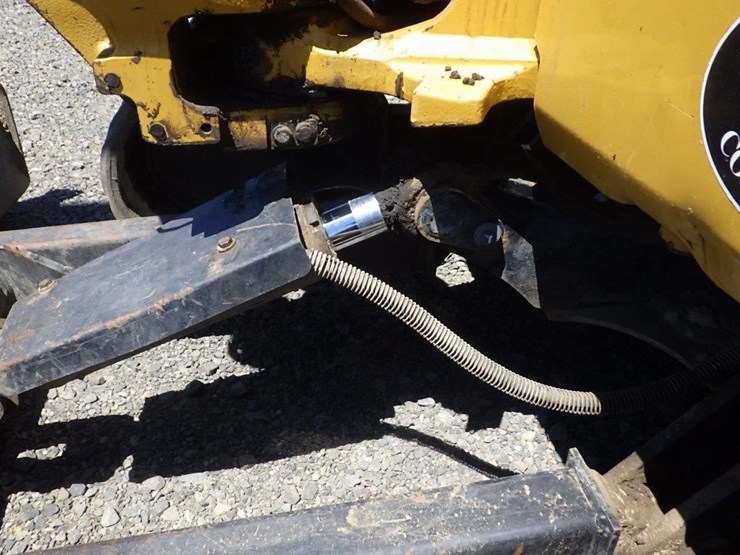 caterpillar-305e2-image-12
