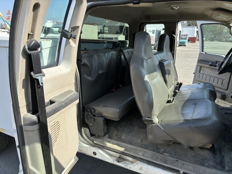 2009-ford-f350-image-13